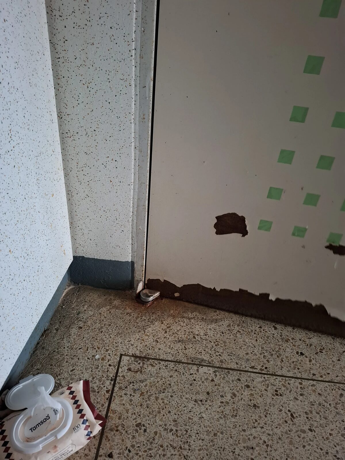 시공 후 - 안산 상록구 안 닫히는 현관문 처짐 수리 집사패스트